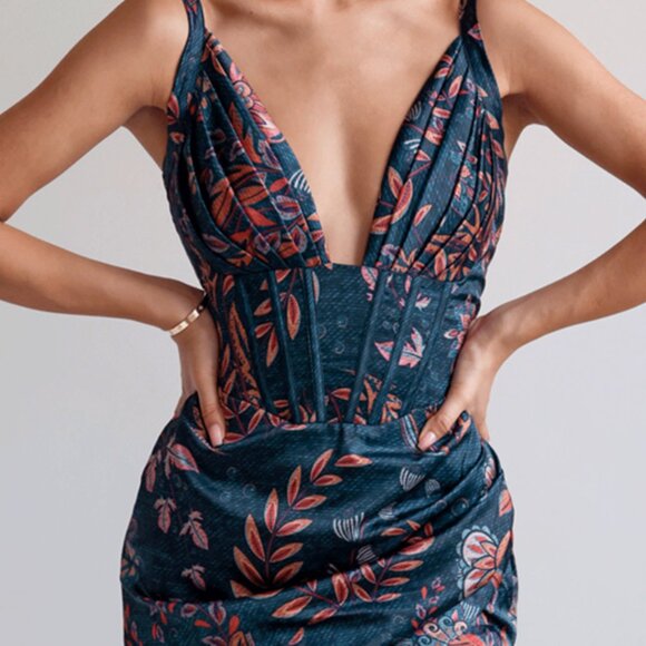 NWT! Averie Halley Draped Midi Dress in a floral print on a cobalt blue size S - Picture 12 of 13